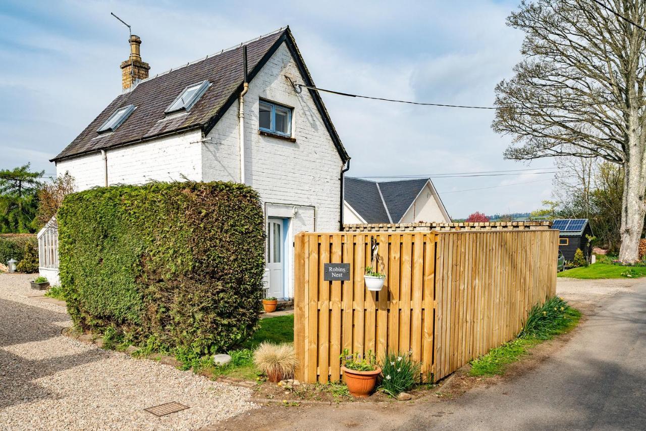 Robins Nest Cottage Blairgowrie and Rattray Eksteriør billede